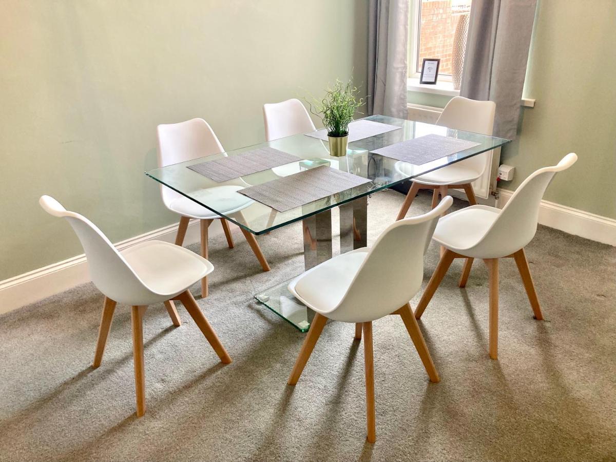 サンダーランドHigh Barnes 3 Bed House With Parking, Sleeps 7, Quiet Locationアパートメント エクステリア 写真